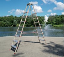 Стремянка алюминиевая Эйфель Парнас 130 - 208+1