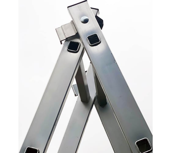 Двухсекционная алюминиевая лестница SevenBerg 2x8 ступеней 920208