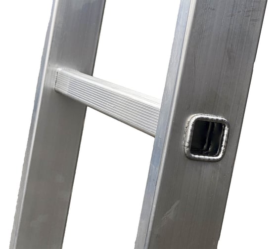 Двухсекционная алюминиевая лестница SevenBerg 2x8 ступеней 920208