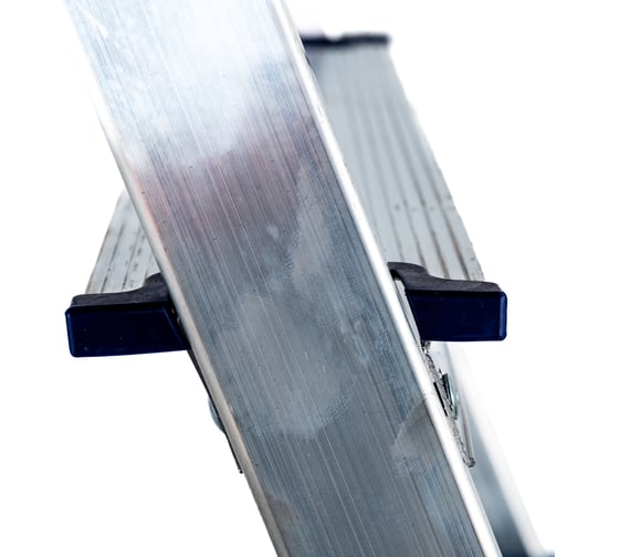 Алюминиевая лестница-стремянка Алюмет матовая, 10 ступеней Ам710 .