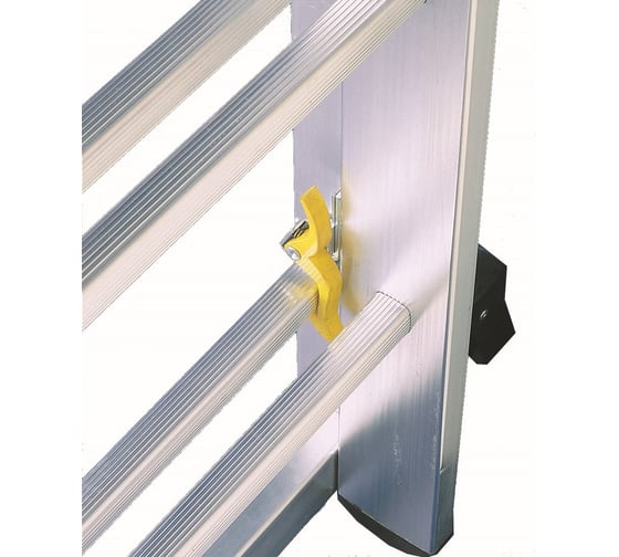 Трехсекционная лестница Svelt Euro e3 - 3x12 ступеней SCE30030
