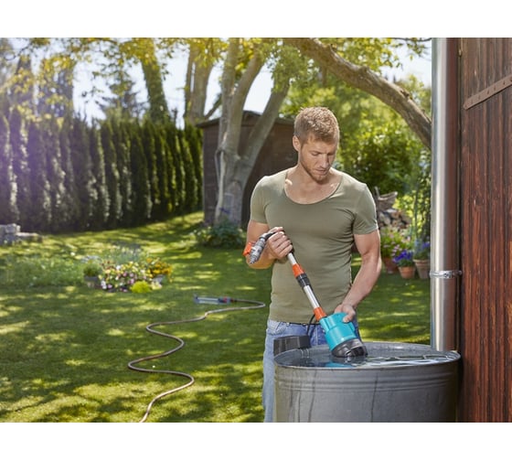Аккумуляторный насос для резервуаров с дождевой водой GARDENA 2000/2 Li-18 01749-20.000.00