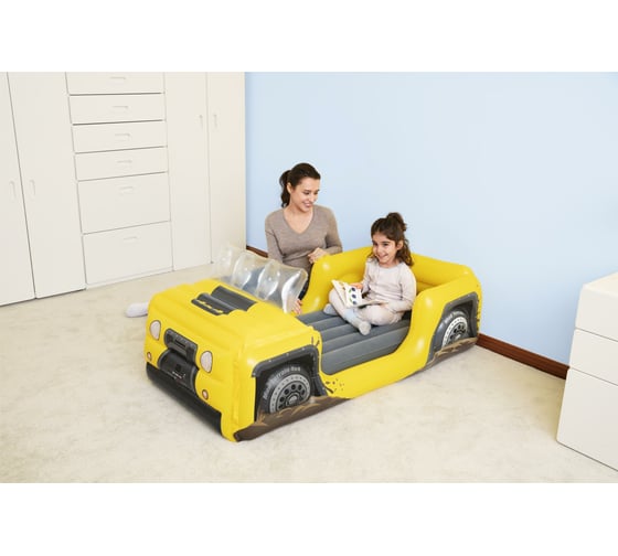 Надувная детская кровать Bestway DreamChaser 160x84x62 см, Машинка 67714 BW 009033