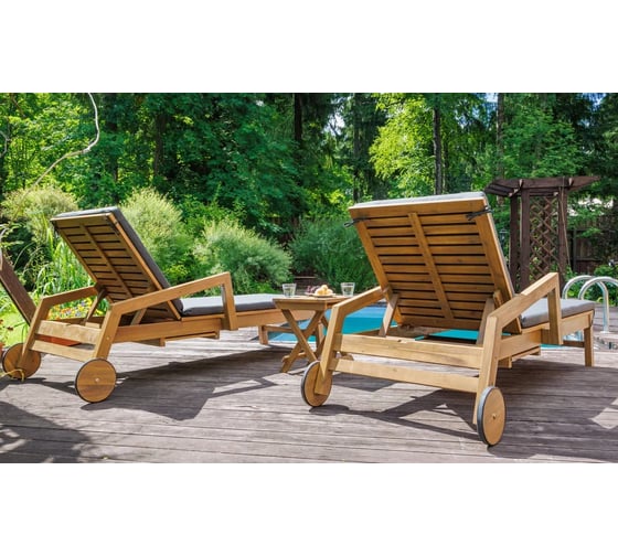 Комплект из 2-х шезлонгов Royal Family PAOLO из акации и столика LUCIO 470-51-2-468-51