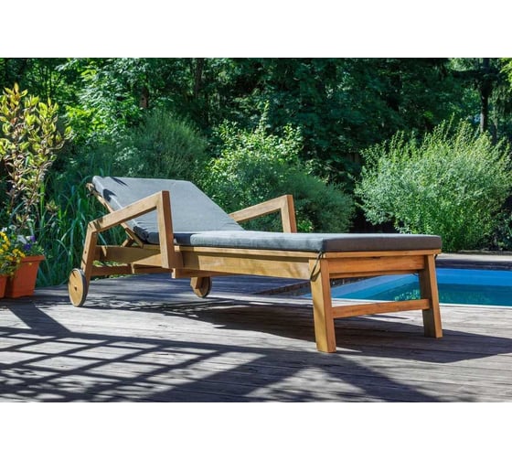 Комплект ROYAL FAMILY из шезлонга PAOLO и столика LUCIO, из акации (teaklook) 470-51-468-51