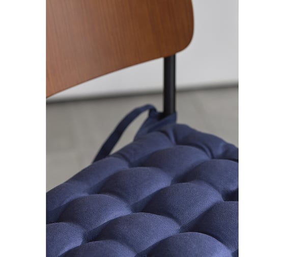 Подушка на стул Tkano коллекция Essential из хлопка темно-синего цвета, 40x40 см TK24-CP0004