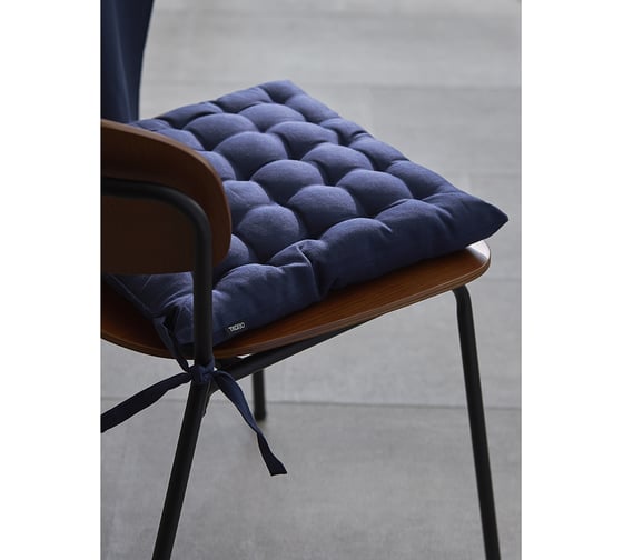 Подушка на стул Tkano коллекция Essential из хлопка темно-синего цвета, 40x40 см TK24-CP0004
