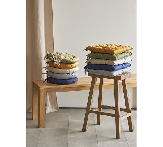 Подушка на стул Tkano коллекция Essential из хлопка цвета карри, 40x40 см TK24-CP0005
