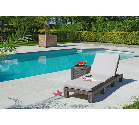 Шезлонг Keter Daytona Delux капучино 252225