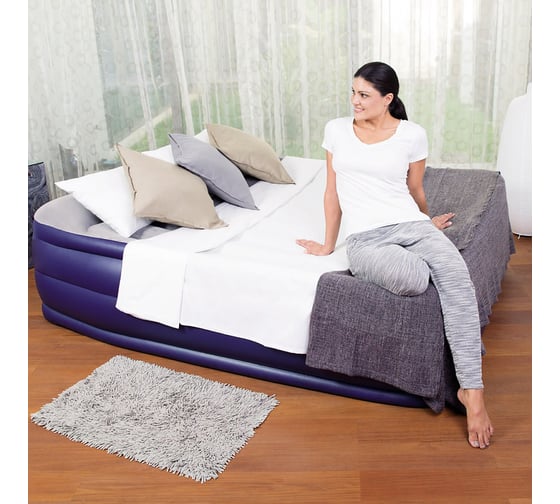 Надувная кровать со встроенным насосом BestWay NightRight Raised Air Bed 203х152х56 см 67528 BW