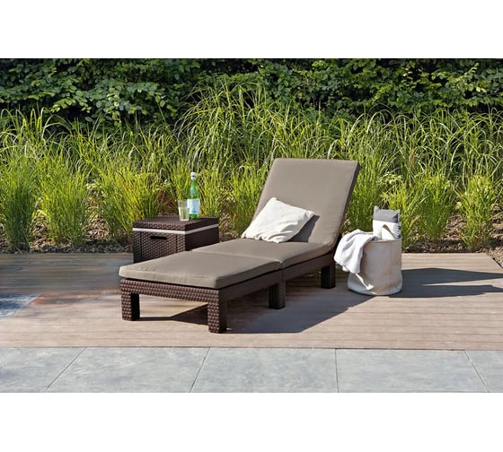 Шезлонг Keter Daytona Delux коричневый 258814