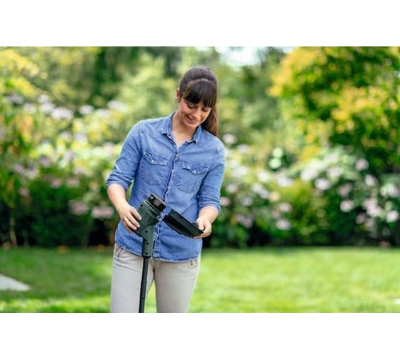 Аккумуляторный триммер Bosch EasyGrassCut 18 06008C1C01