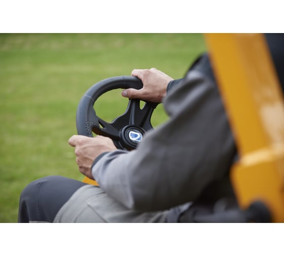 Райдер Cub Cadet Z1 137 53BWEFJA603