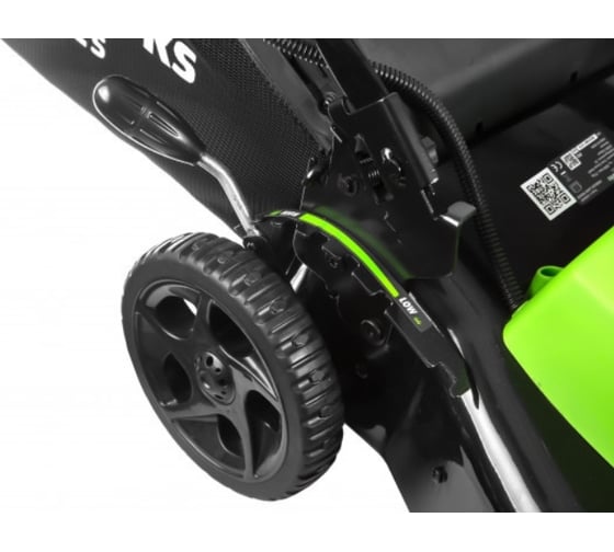 Аккумуляторная газонокосилка Greenworks GD40LM45K6, 40V, 45 см, бесщеточная, c 1хАКБ 6 А.ч и ЗУ 2500407UF