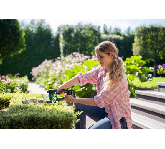 Аккумуляторные ножницы для травы Makita LXT DUM604SYX