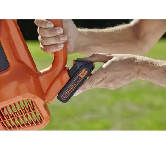 Аккумуляторный аксиальный садовый воздуходув Black+Decker BCBL200L-QW