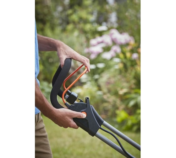 Колесная аккумуляторная газонокосилка Black+Decker 36В BCMW3336L1-QW