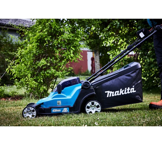 Аккумуляторная газонокосилка Makita LXT DLM432PT2