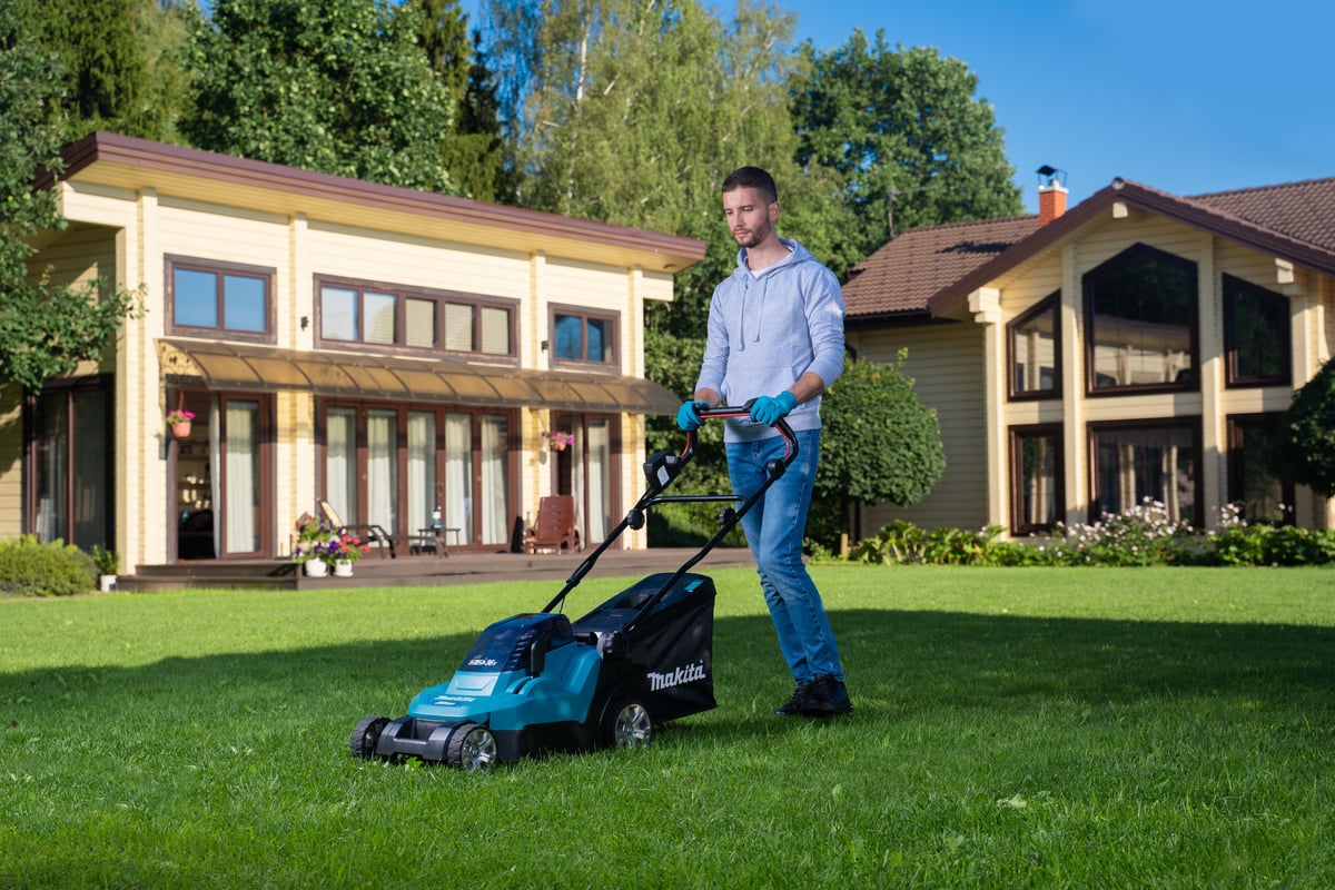 Аккумуляторная газонокосилка Makita LXT DLM382PM2 - выгодная цена ...