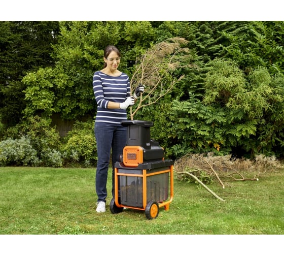 Электрический измельчитель Black+Decker AC Shredder BEGAS5800-QS