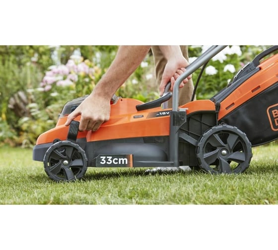 Колесная аккумуляторная газонокосилка Black+Decker 36В BCMW3318L2-QW