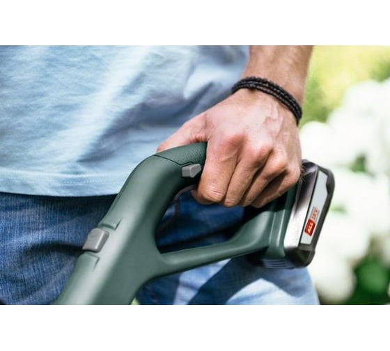 Аккумуляторный триммер Bosch EasyGrassCut 18-260 06008C1C02
