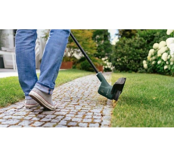 Аккумуляторный триммер Bosch EasyGrassCut 18-260 06008C1C02