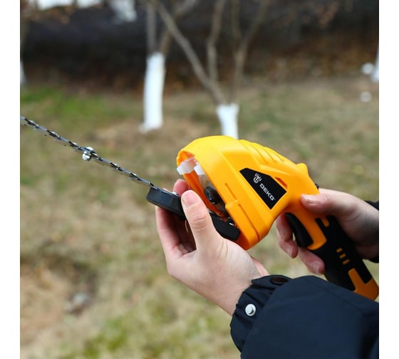 Ножницы садовые аккумуляторные DEKO DKGS8 063-4472