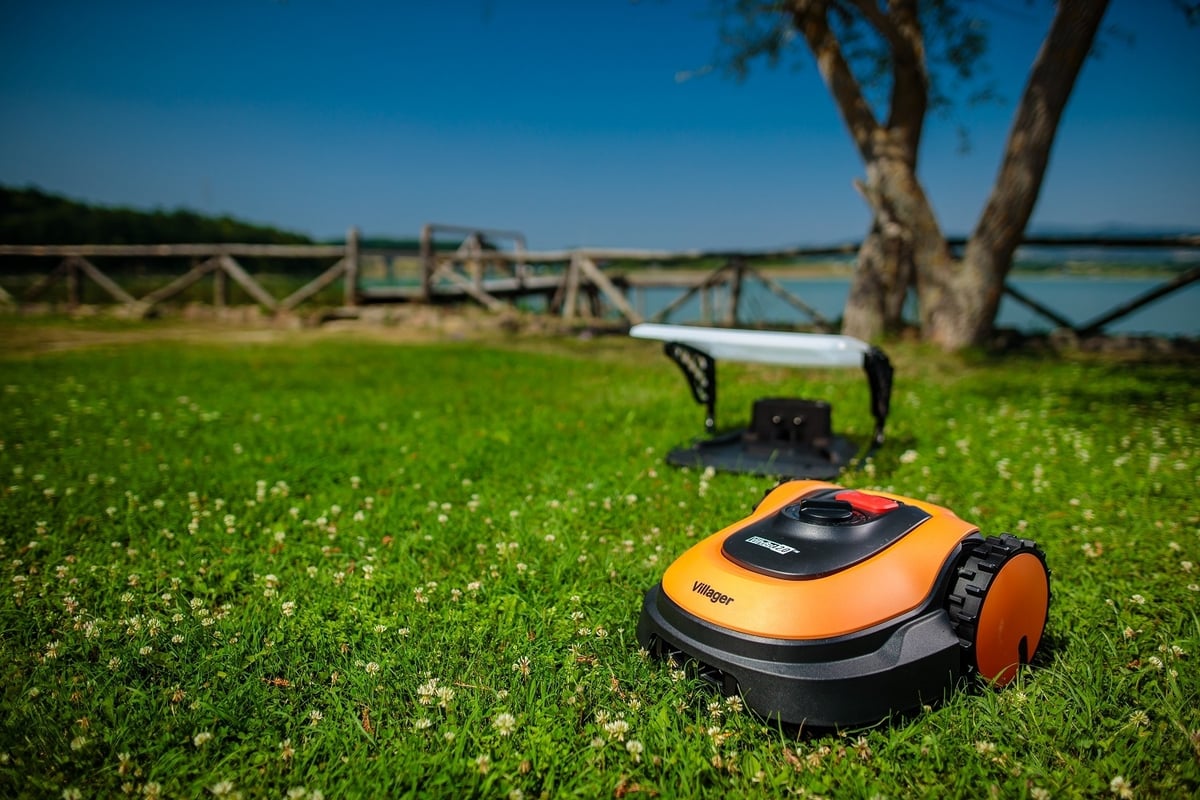 Робот-газонокосилка Villager Villybot 2.0 064597 - выгодная цена ...