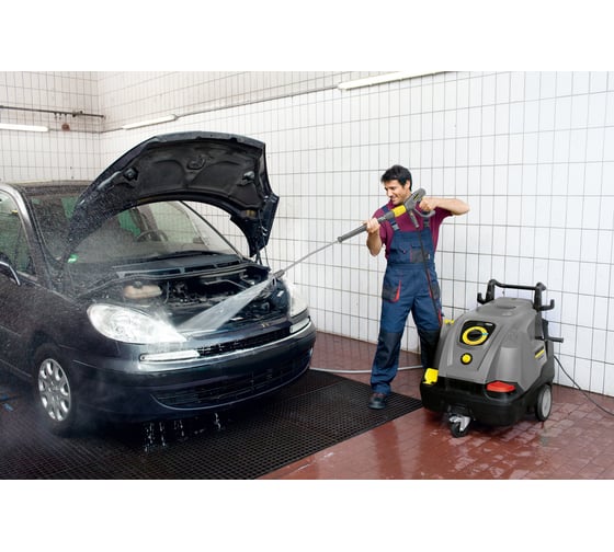 Аппарат высокого давления Karcher HDS 8/18-4 C  1.174-900.0