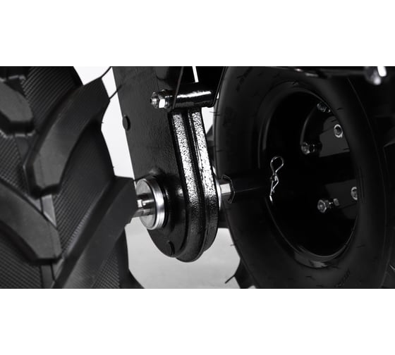 Мотоблок Champion 7 л.с., 3F/1R 81 см, 35 см, 6 л, 84 кг, колеса 19x7.00-8 шкив  BC8738
