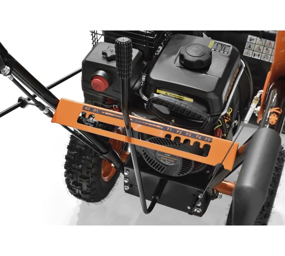 Бензиновый снегоуборочник CARVER STG 756 01.017.00012