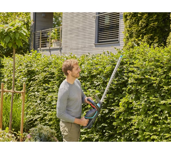 Аккумуляторные ножницы для живой изгороди Gardena 14731-20.000.00