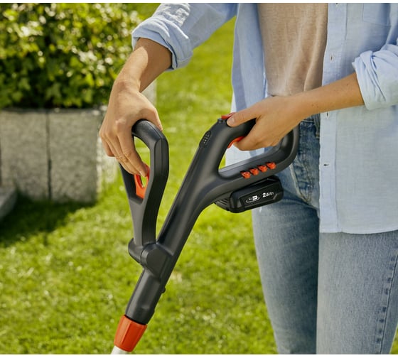 Аккумуляторный триммер Gardena ComfortCut 23/18V P4A с АКБ 2.5 А*ч и ЗУ 14701-20.000.00