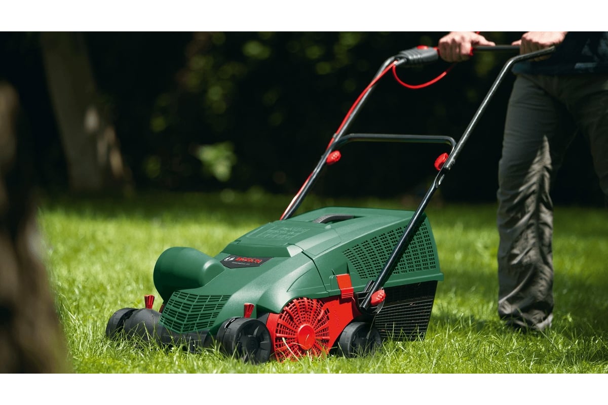 Скарификатор применение. Скарификатор электрический bosch alr 900. вертикуттер bosch 1100. аэратор для газона bosch alr 900. скарификатор электрический bosch universalverticut 1100.