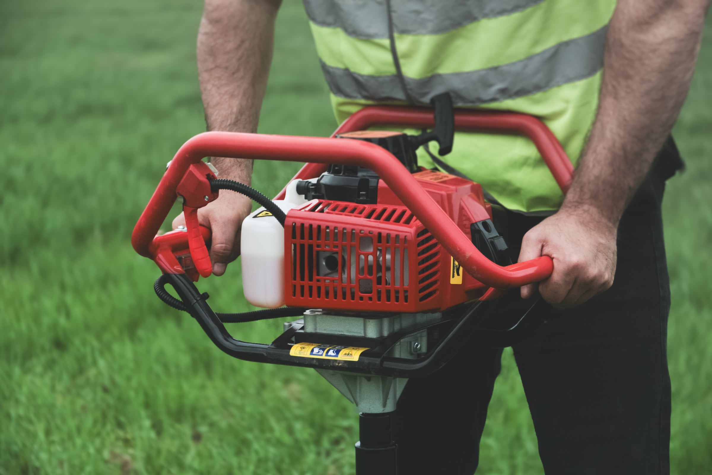 Виды бензобуров по способу привода