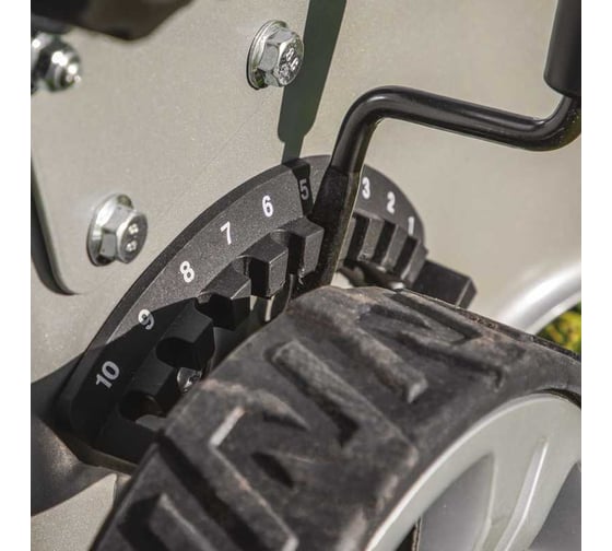 Аккумуляторная газонокосилка Makita LXT DLM460PT2