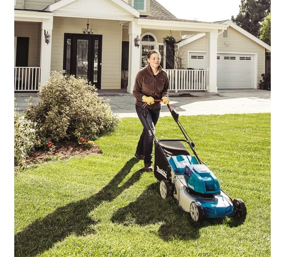 Аккумуляторная газонокосилка Makita LXT DLM460PT2