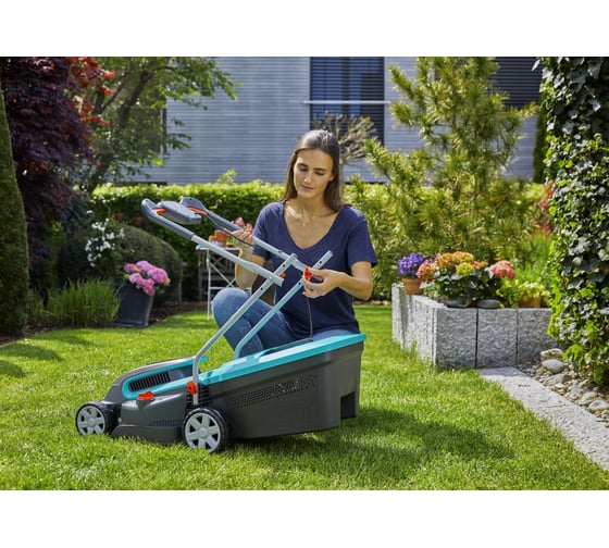 Газонокосилка электрическая Gardena PowerMax 32/36V P4A без аккумулятора 14621-56.000.00