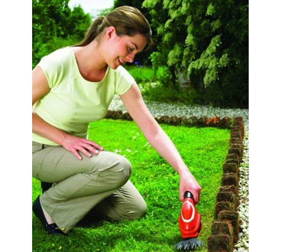 Аккумуляторные ножницы Black+Decker GSL 200