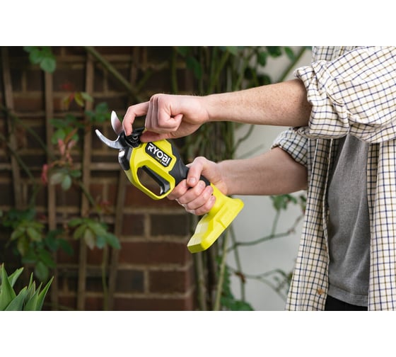 Аккумуляторный бесщеточный секатор Ryobi ONE+ RY18SCXA-0 5133005025