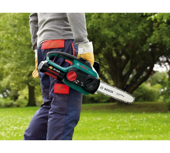 Аккумуляторная цепная пила Bosch AKE 30 LI 0.600.837.100