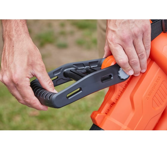 Аккумуляторный воздуходув Black+Decker 36 В BCBLV36B-XJ