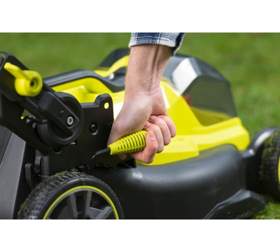 Бесщеточная газонокосилка Ryobi ONE+ 18В RY18LMX40B-150 5133005480