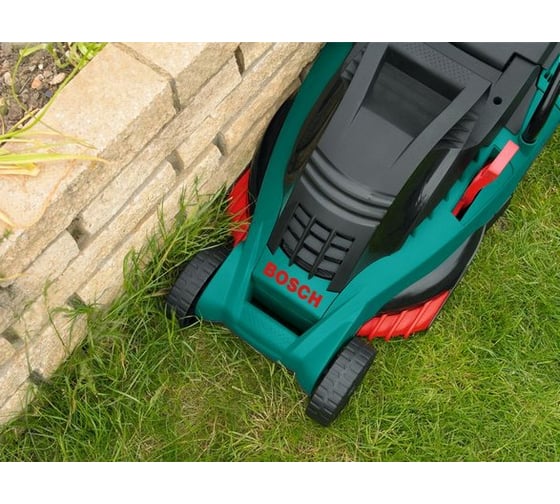 Электрическая несамоходная газонокосилка Bosch Rotak 34 0.600.881.A00