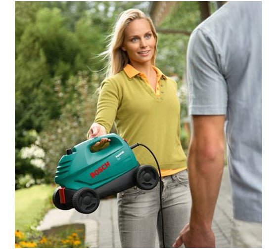 Мойка высокого давления Bosch Aquatak Go Plus 0.600.876.J00