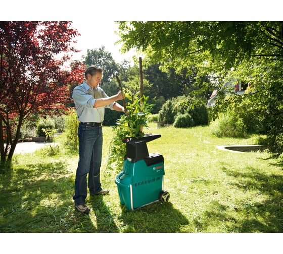 Садовый измельчитель Bosch AXT 25TC 0.600.803.301