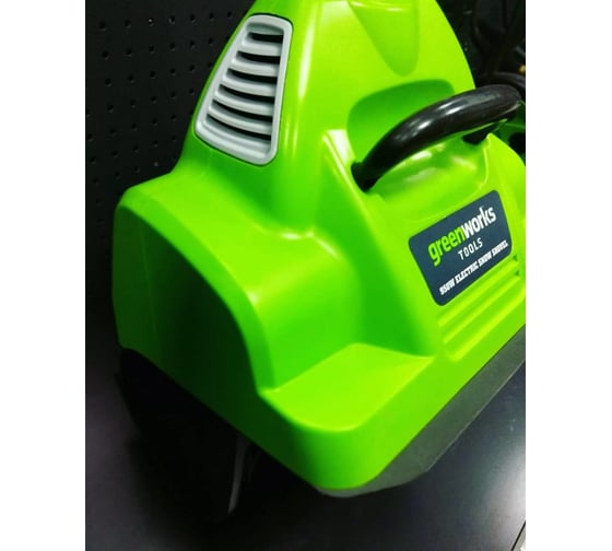 Электрический снегоуборщик Greenworks GES8 26027