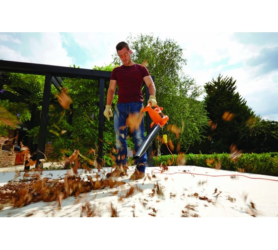Электрический садовый пылесос Black+Decker GW2500