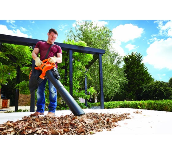 Электрический садовый пылесос Black+Decker GW2500
